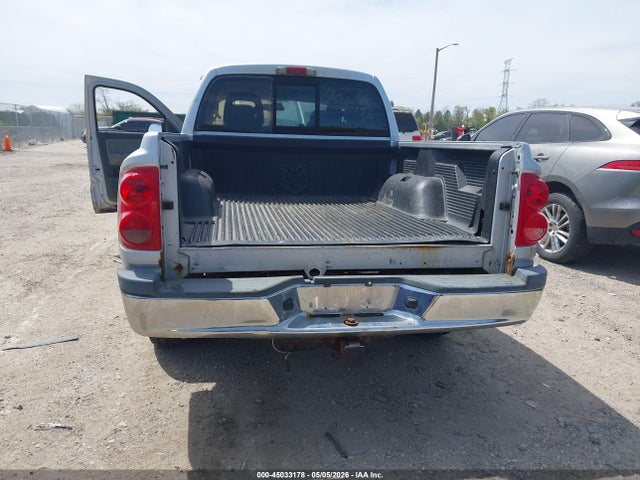 Dodge Dakota Slt