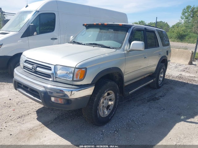 Toyota 4Runner Sr5 V6