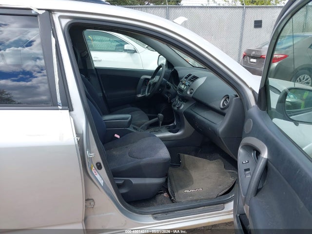 Toyota RAV4 Sport V6