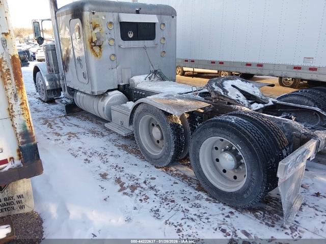 Peterbilt 379