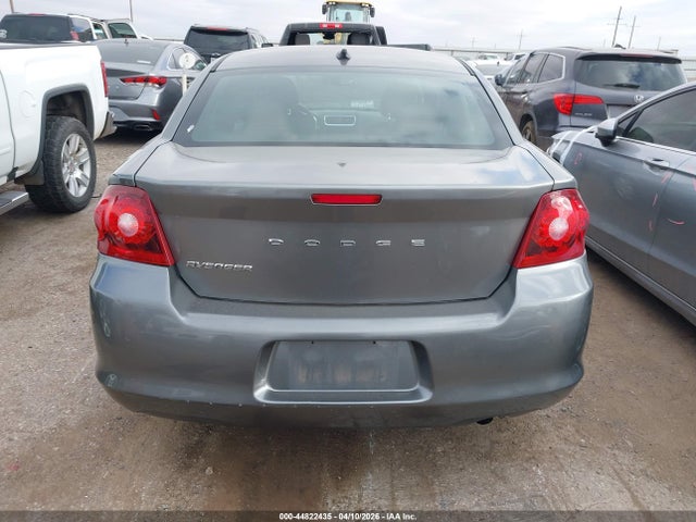Dodge Avenger Se