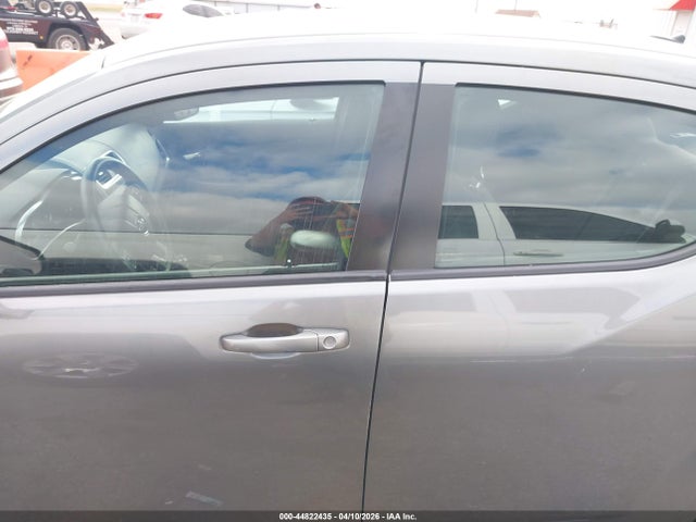 Dodge Avenger Se