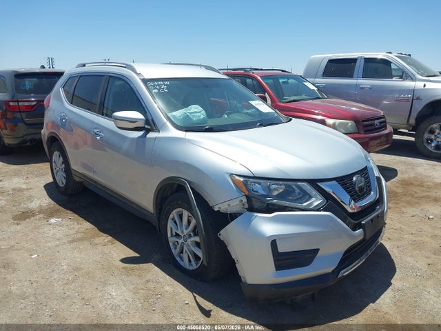 Salvage Nissan Rogue Image