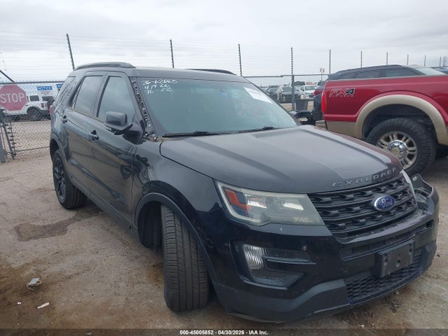 Salvage Ford Explorer Image