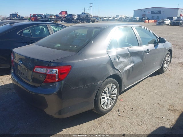 Toyota Camry Le