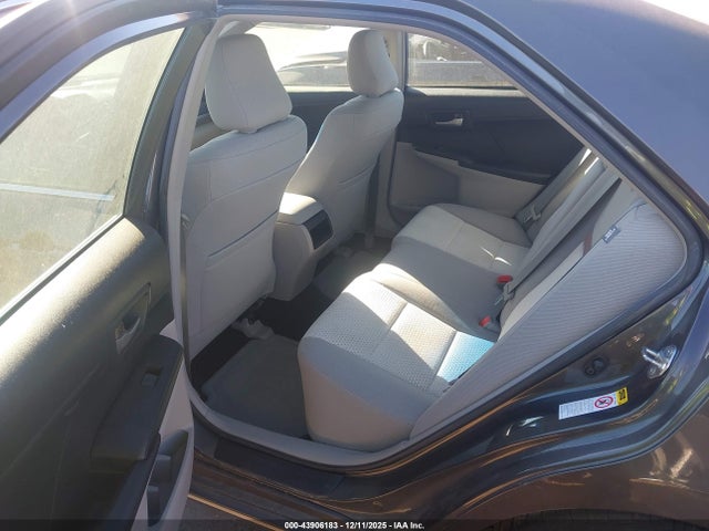 Toyota Camry Le