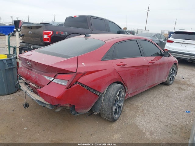 Hyundai ELANTRA Sel