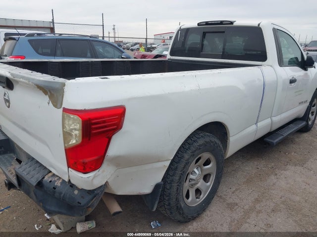 Nissan Titan S