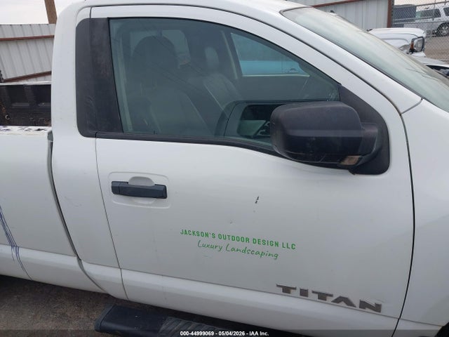 Nissan Titan S