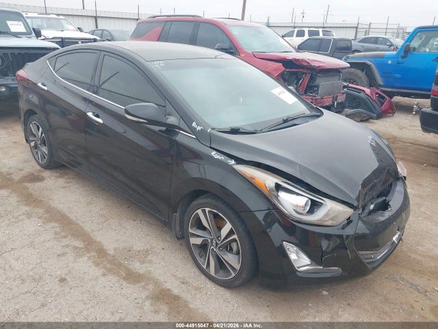 Salvage Hyundai ELANTRA Image