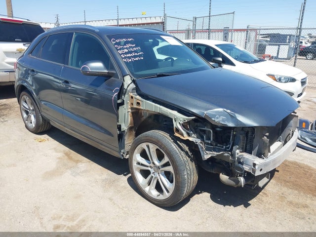 Salvage Audi Q3 Image