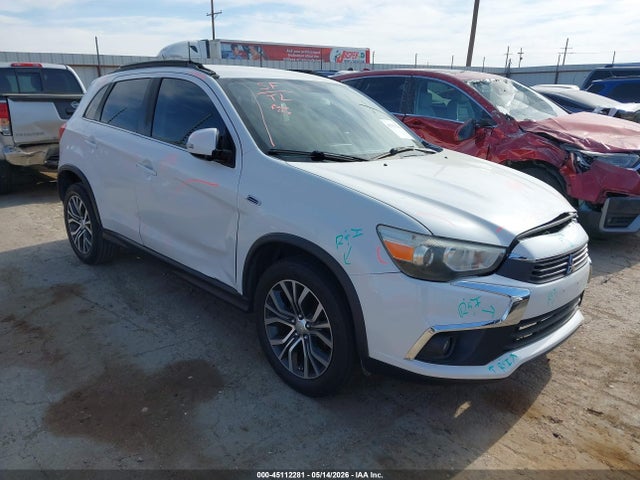 Salvage Mitsubishi Outlander Image