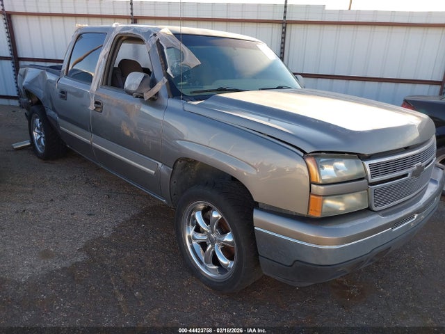 Salvage Chevrolet Silverado 1500 Image
