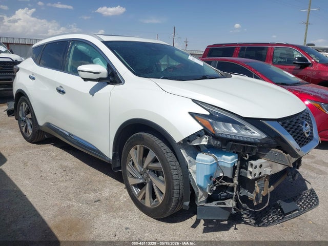 Salvage Nissan Murano Image