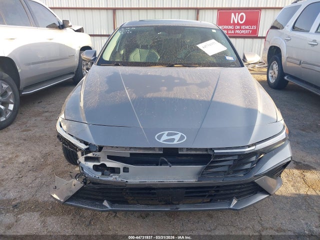 Hyundai ELANTRA Limited