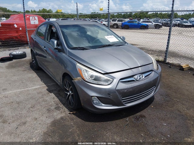 Salvage Hyundai ACCENT Image