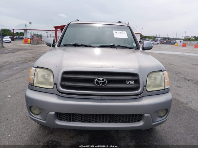 Toyota Sequoia Sr5 V8