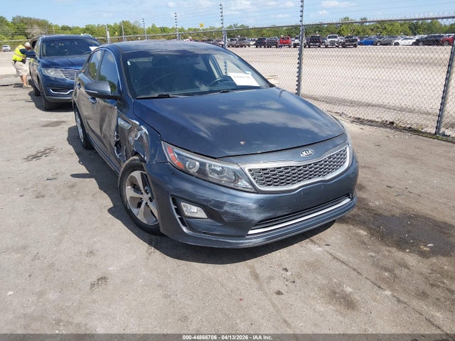 Salvage Kia Optima Image