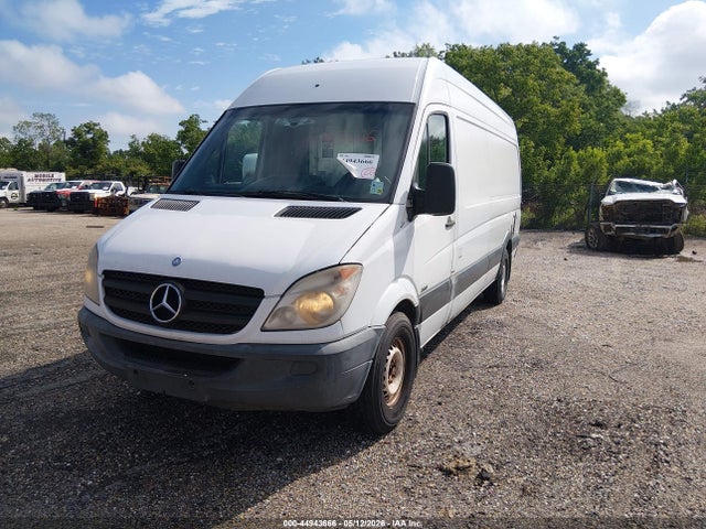 Mercedes-Benz Sprinter 2500 High Roof