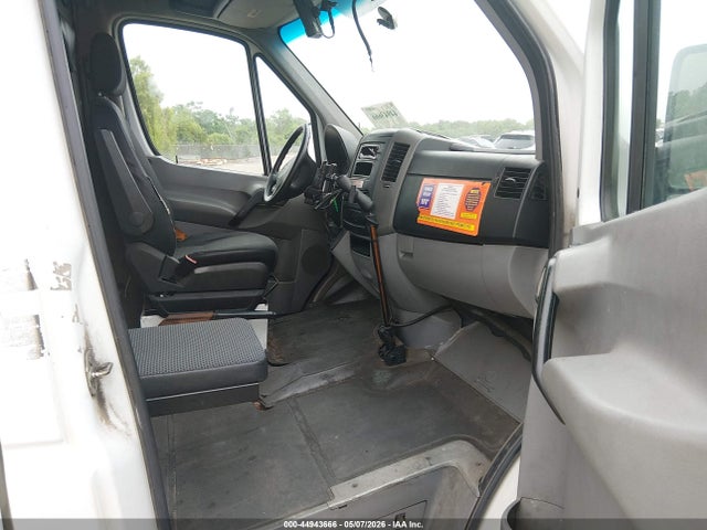 Mercedes-Benz Sprinter 2500 High Roof