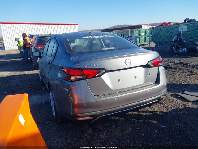Nissan Versa 1.6 S