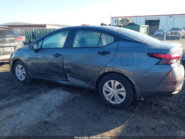 Nissan Versa 1.6 S