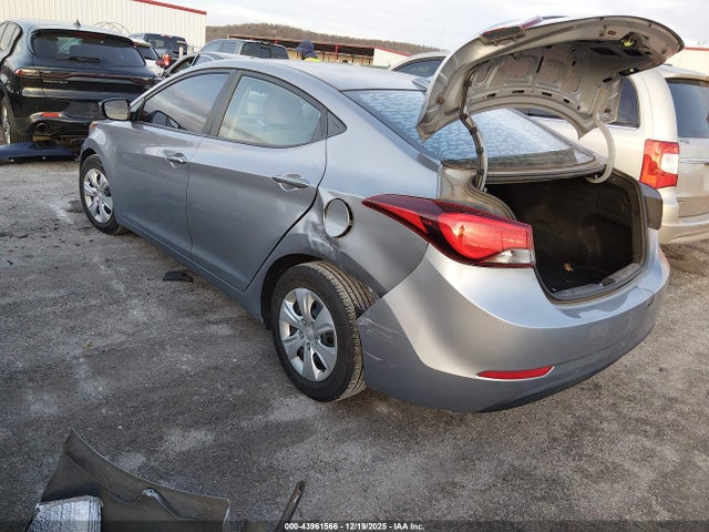 Hyundai ELANTRA Se