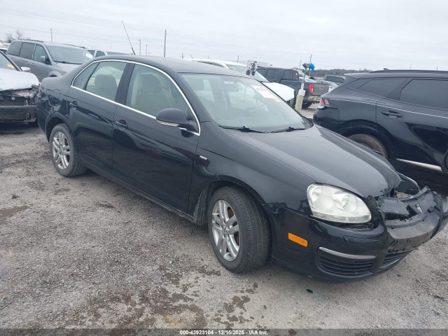 Salvage Volkswagen Jetta Image