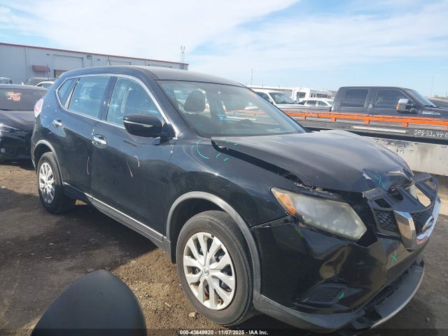 Salvage Nissan Rogue Image