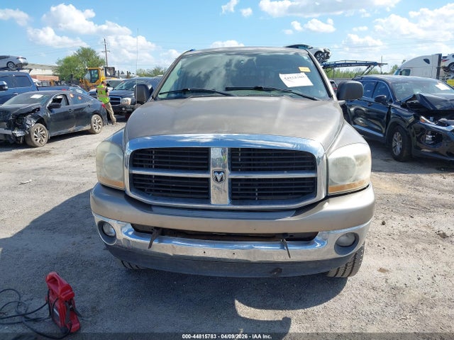 Dodge Ram 1500 Slt