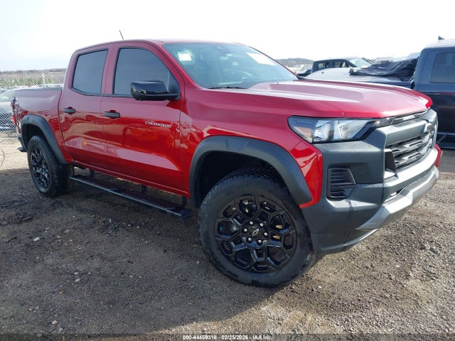 Salvage Chevrolet Colorado Image