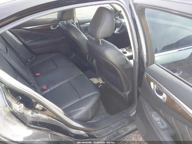 INFINITI Q50 3.0t Luxe