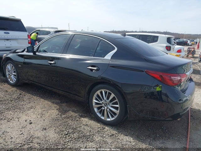 INFINITI Q50 3.0t Luxe