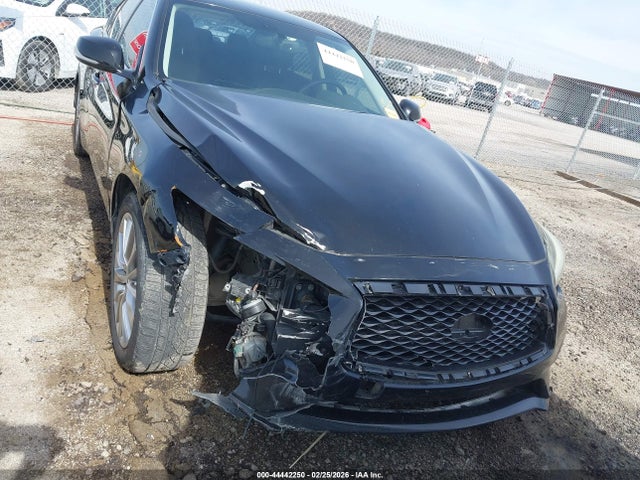 INFINITI Q50 3.0t Luxe