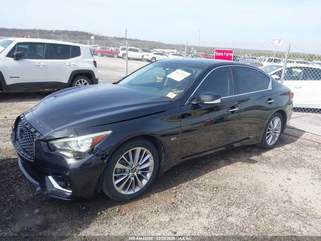 INFINITI Q50 3.0t Luxe