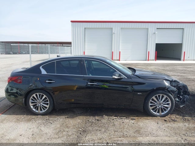 INFINITI Q50 3.0t Luxe