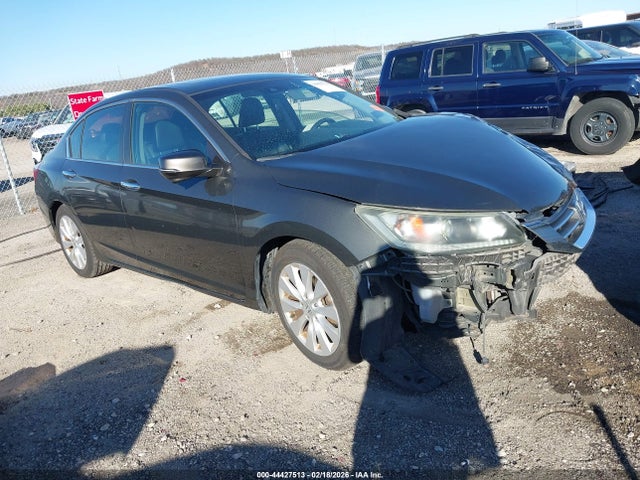 Salvage Honda Accord Image