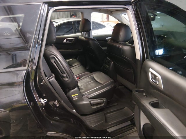 Nissan Pathfinder Sl