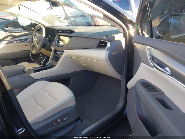 Cadillac XT5 Fwd Premium Luxury