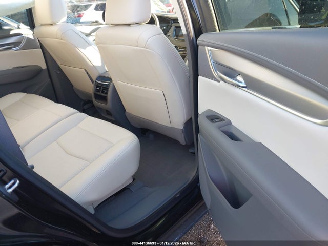 Cadillac XT5 Fwd Premium Luxury