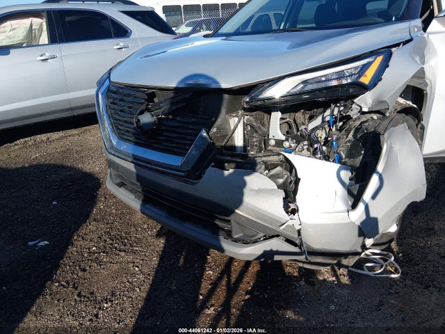 Nissan Rogue Sv Intelligent Awd