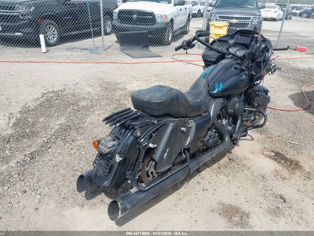 Harley-Davidson Fltrxst