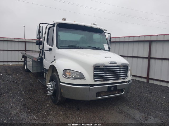 Salvage Freightliner M2 Image