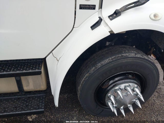 Freightliner M2 106 Medium Duty