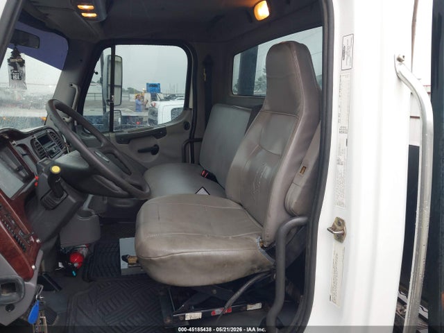 Freightliner M2 106 Medium Duty