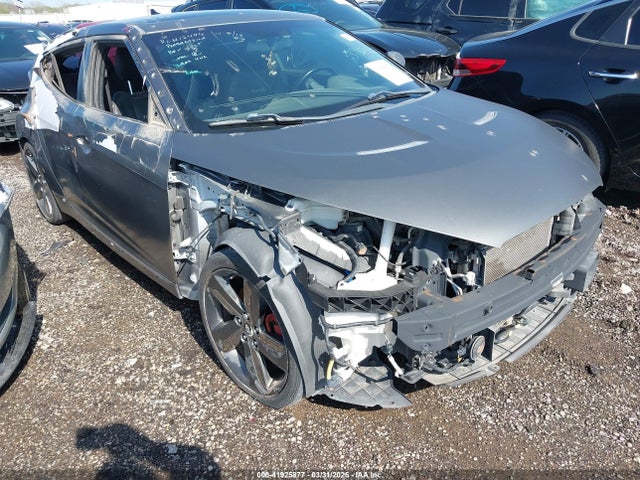 Hyundai VELOSTER Turbo