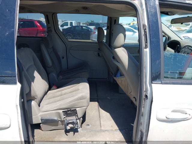 Chrysler Town & Country Lx