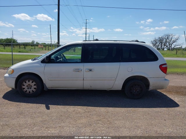 Chrysler Town & Country Lx