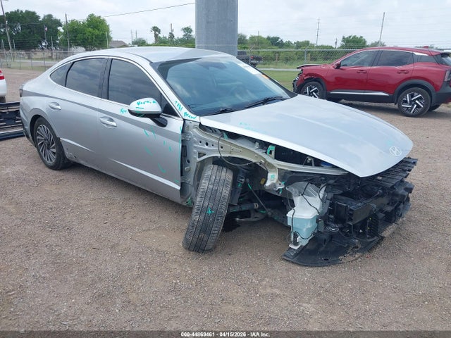 Salvage Hyundai SONATA Image
