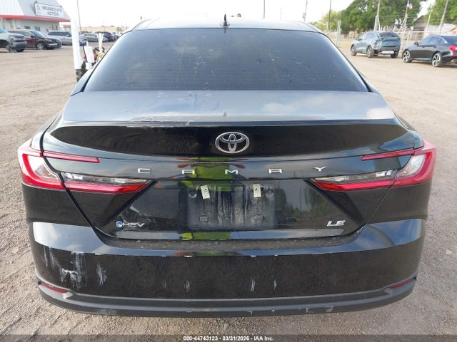 Toyota Camry Le